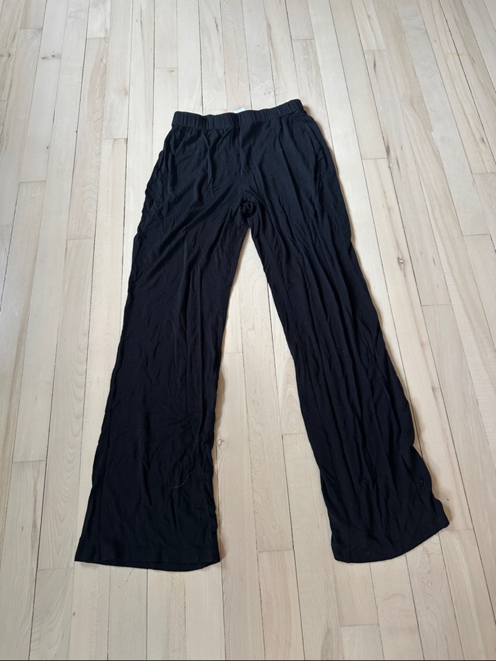 Black Wide-Leg Women's Pants
Swim cover up